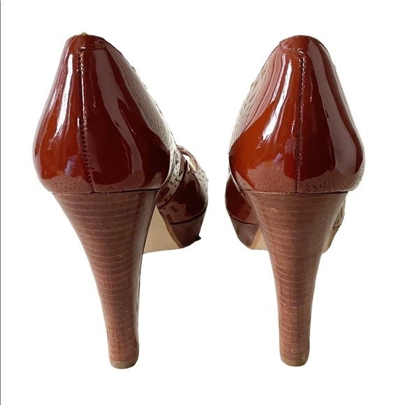 Marc Fisher Platform Peep Toe Heel Brown Patent Leather Dress Shoe Size 6.5 - Picture 3 of 13